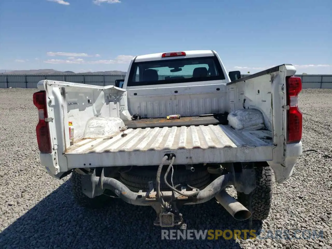 6 Photograph of a damaged car 1GC3YLE75LF185371 CHEVROLET ALL Models 2020