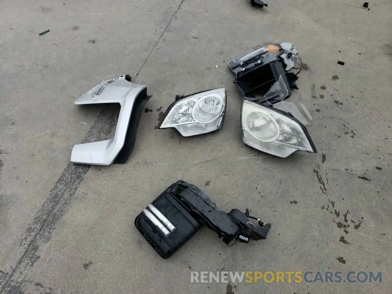 12 Photograph of a damaged car 1GC4YNE70LF286303 CHEVROLET ALL Models 2020