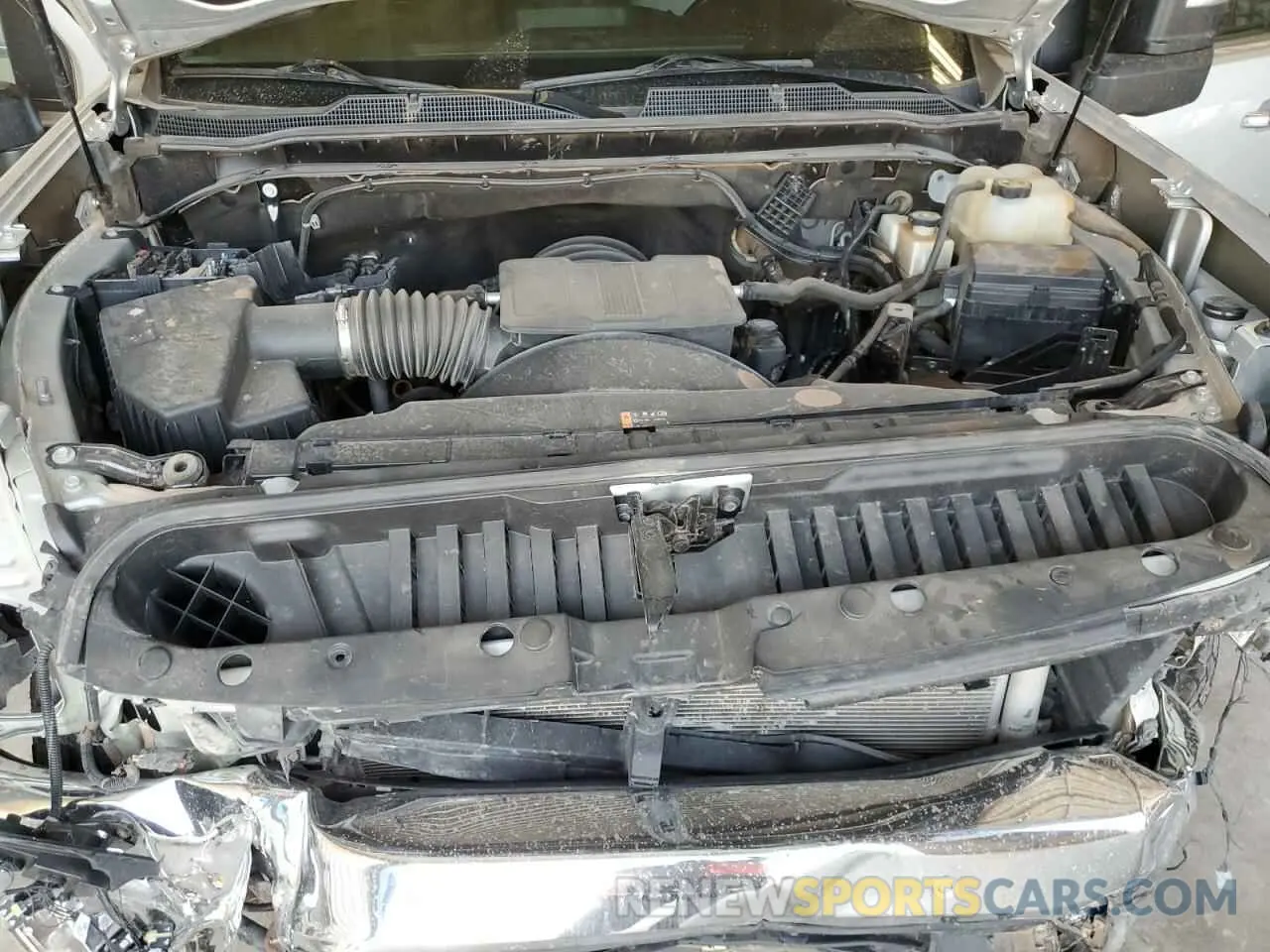 13 Фотография поврежденного автомобиля 1GC4YPE7XLF122648 CHEVROLET ALL Models 2020