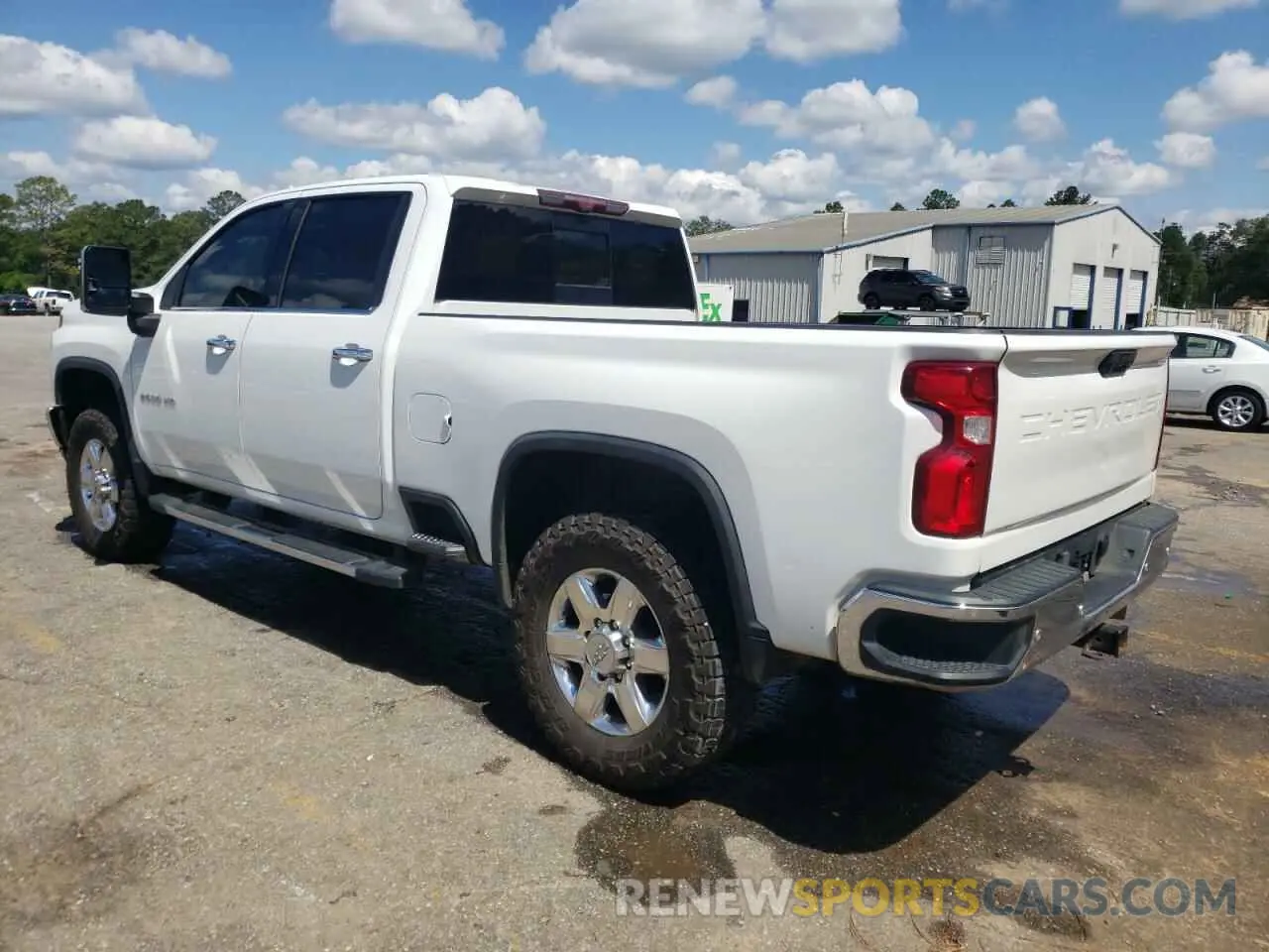 2 Фотография поврежденного автомобиля 1GC4YPEY5LF236114 CHEVROLET ALL Models 2020