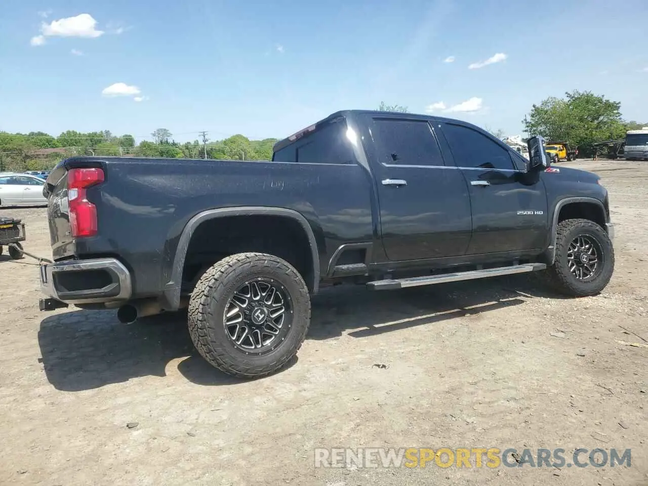 3 Photograph of a damaged car 1GC4YPEYXLF340307 CHEVROLET ALL Models 2020