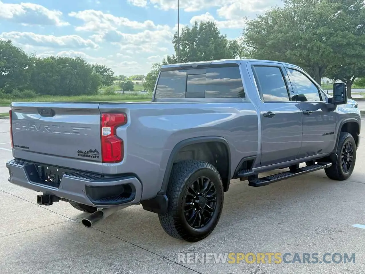 4 Фотография поврежденного автомобиля 1GC4YRE71LF146817 CHEVROLET ALL Models 2020