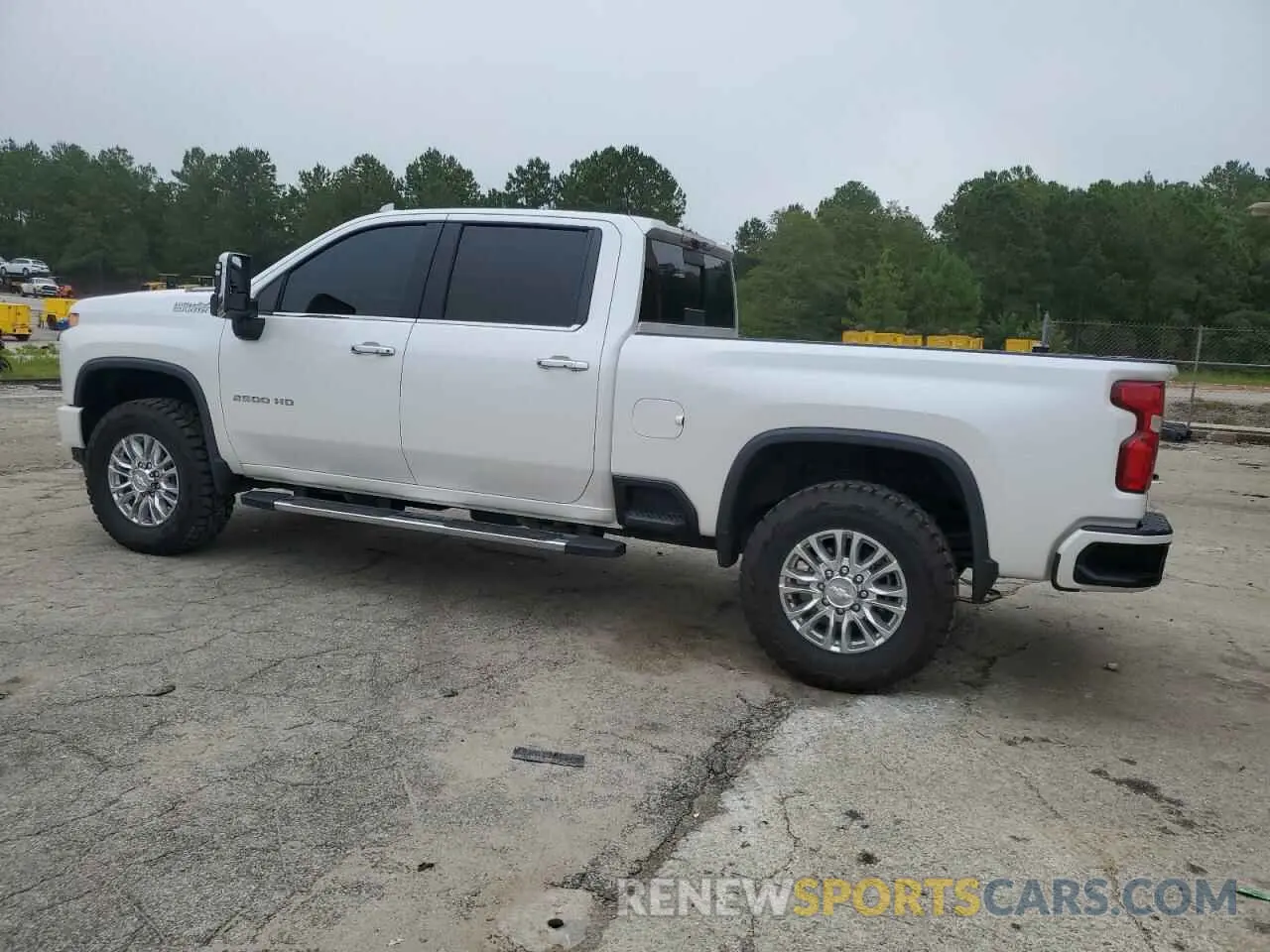 2 Photograph of a damaged car 1GC4YREY1LF171368 CHEVROLET ALL Models 2020