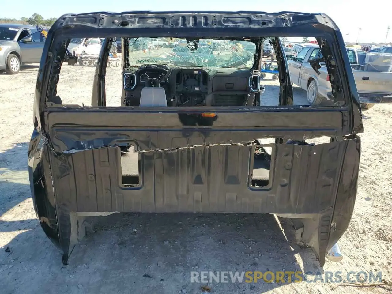 6 Фотография поврежденного автомобиля 1GC4YUEY1LF274888 CHEVROLET ALL Models 2020