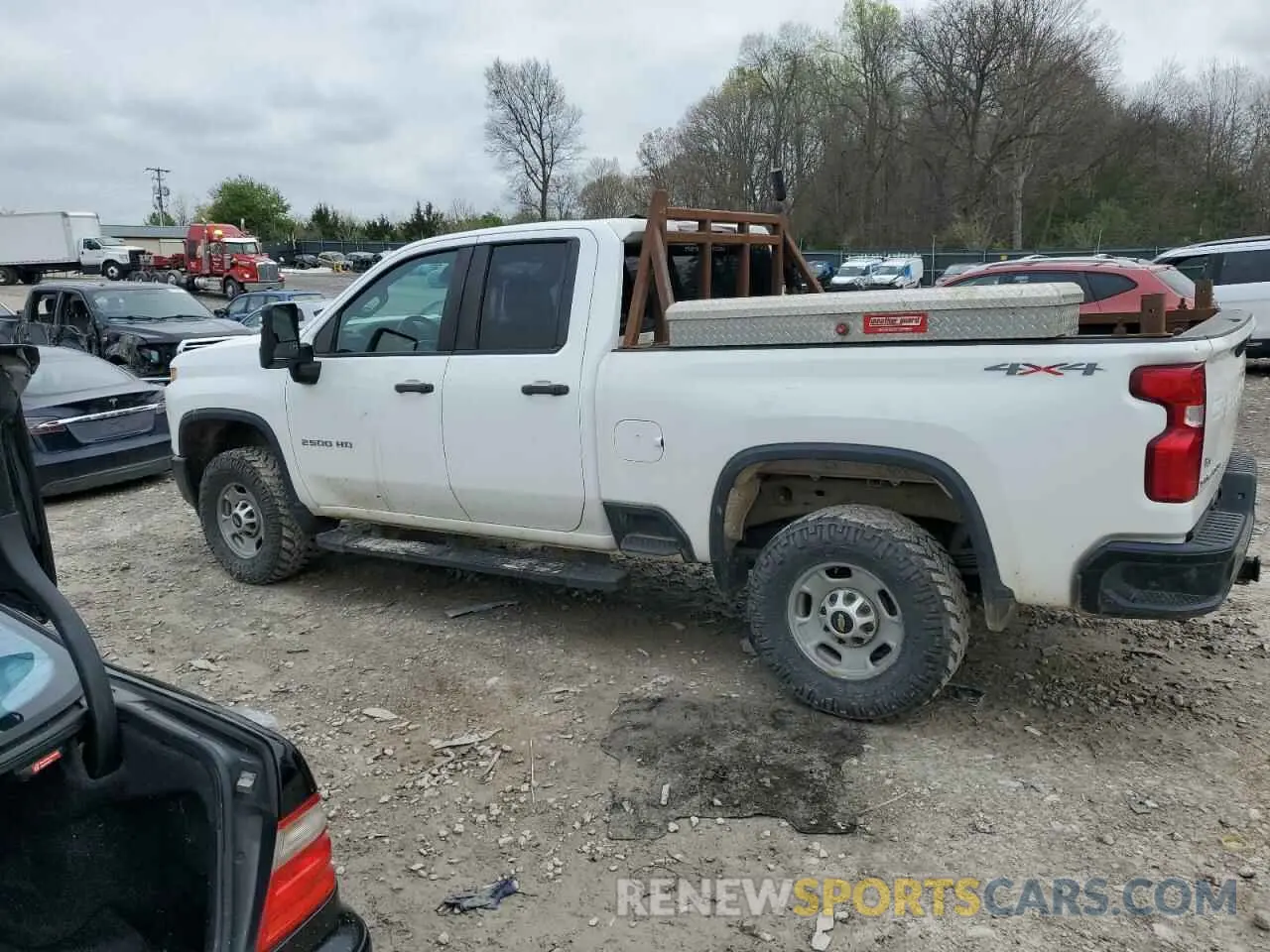 2 Photograph of a damaged car 1GC5YLE73LF218506 CHEVROLET ALL Models 2020