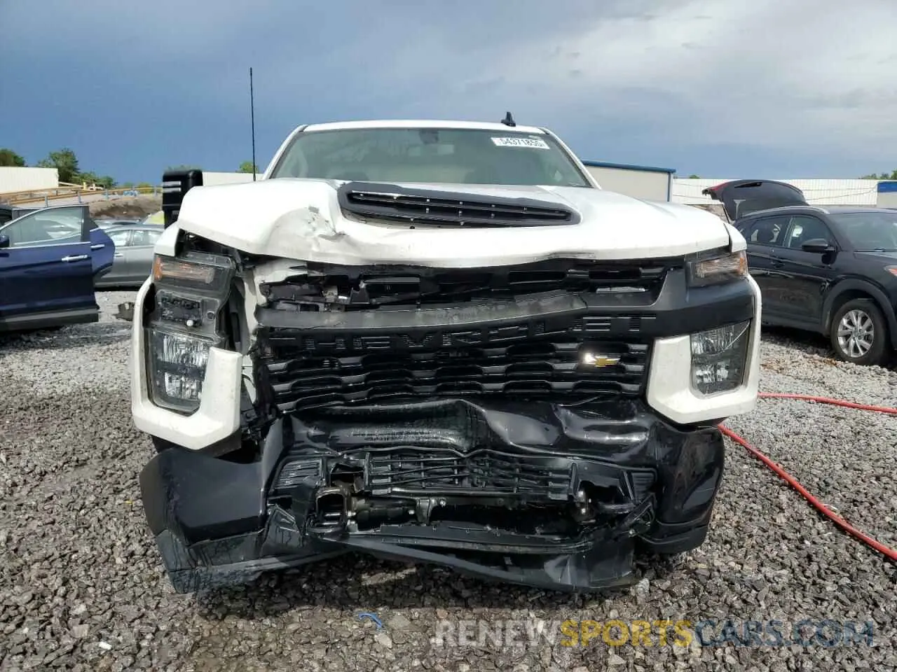 5 Photograph of a damaged car 1GC5YLE73LF296980 CHEVROLET ALL Models 2020