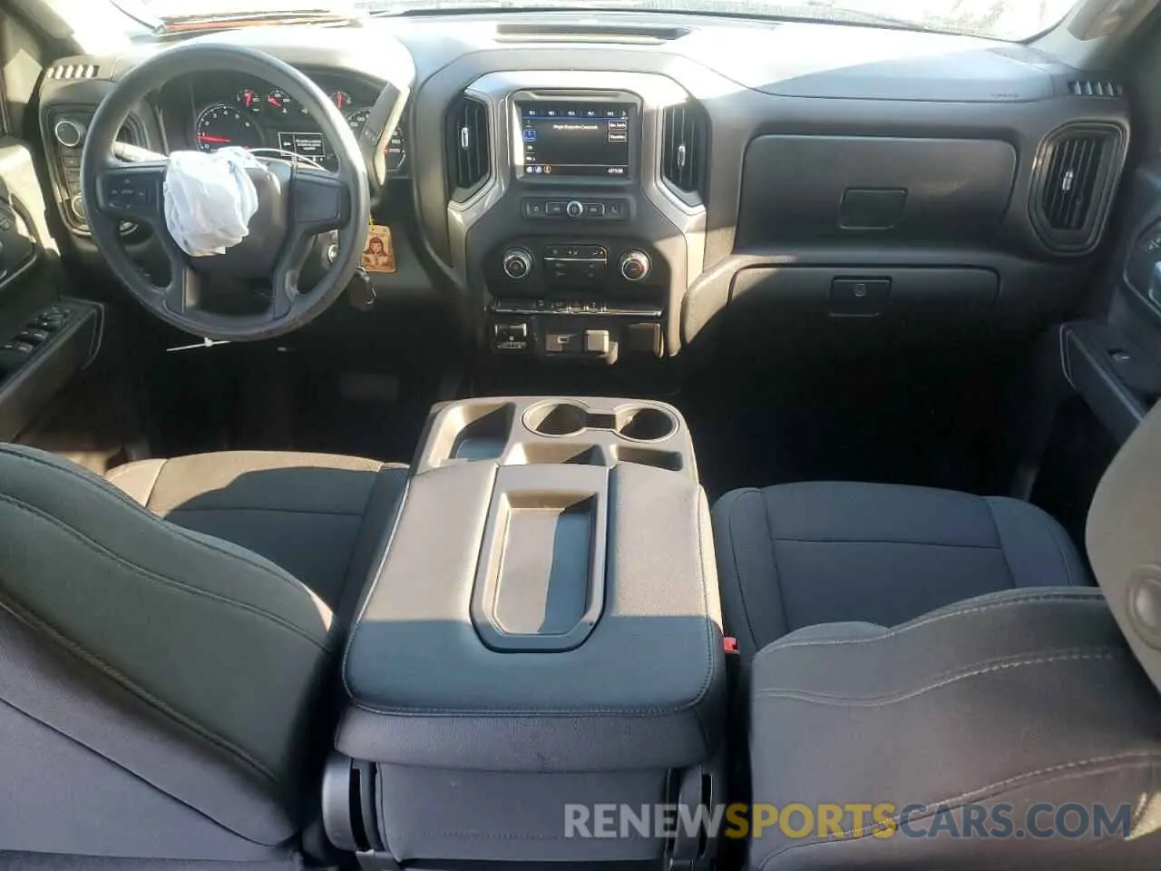8 Фотография поврежденного автомобиля 1GCPYCEF5LZ104103 CHEVROLET ALL Models 2020