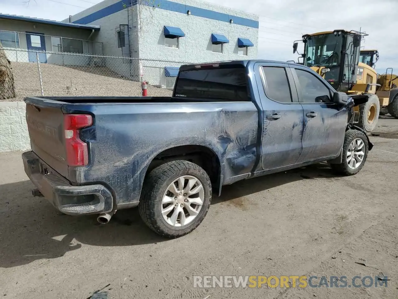 3 Фотография поврежденного автомобиля 1GCRWBEHXLZ372834 CHEVROLET ALL Models 2020