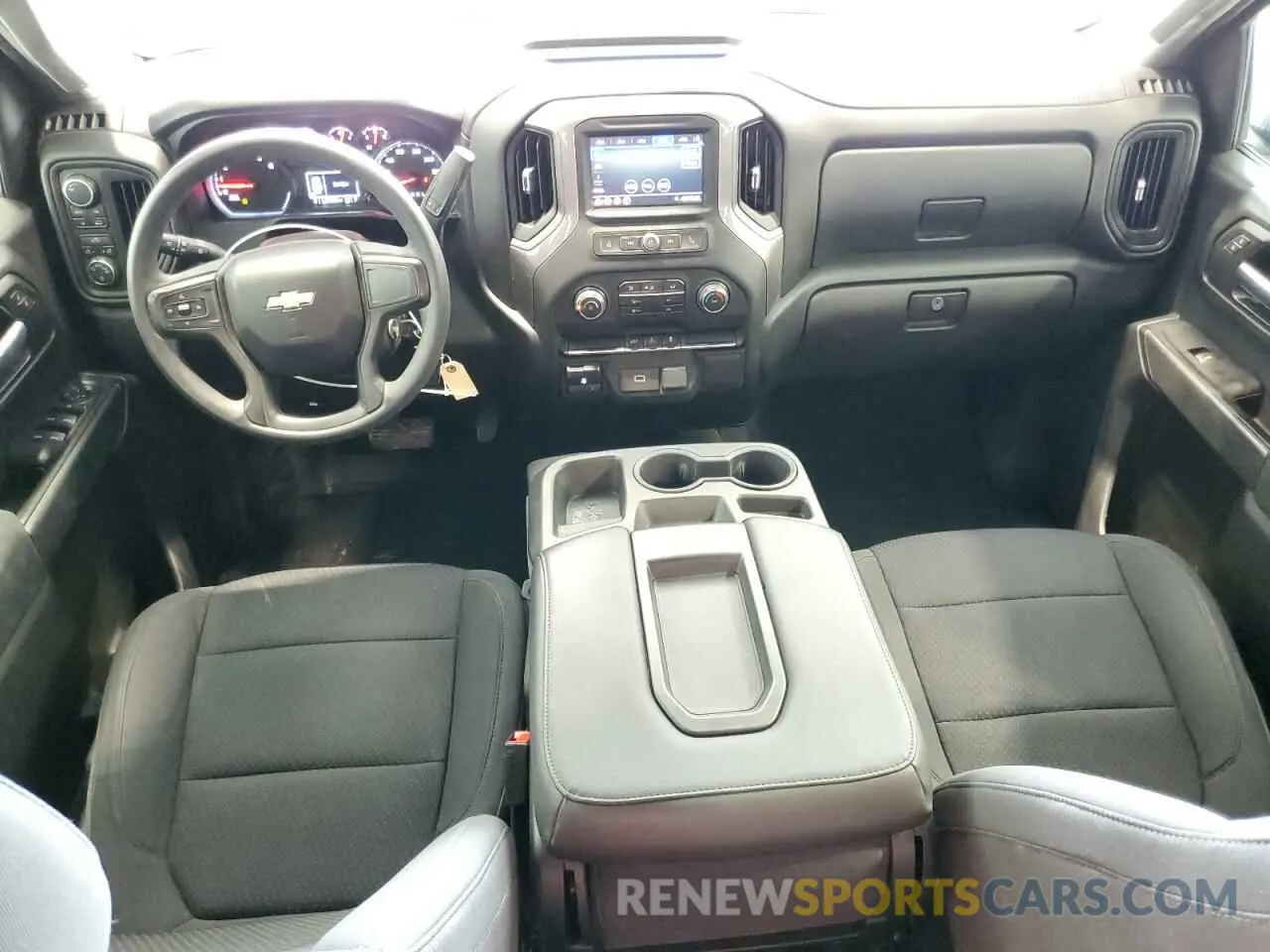 8 Фотография поврежденного автомобиля 1GCRYBEH8LZ218875 CHEVROLET ALL Models 2020