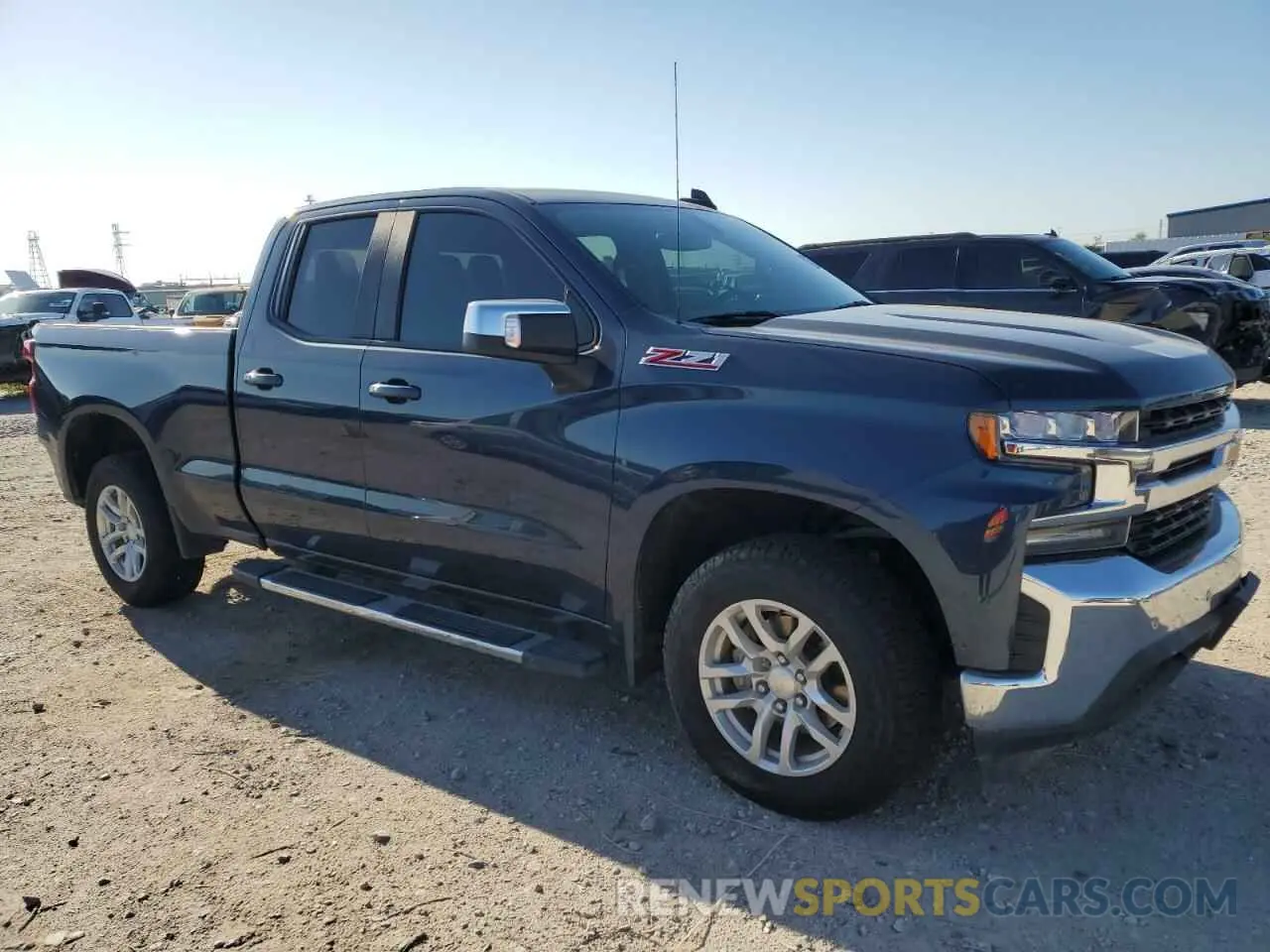 4 Photograph of a damaged car 1GCRYDED2LZ339023 CHEVROLET ALL Models 2020