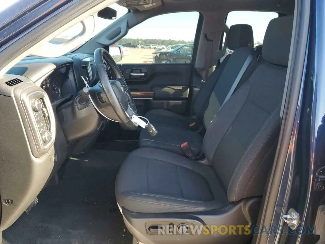 7 Photograph of a damaged car 1GCRYDED2LZ339023 CHEVROLET ALL Models 2020