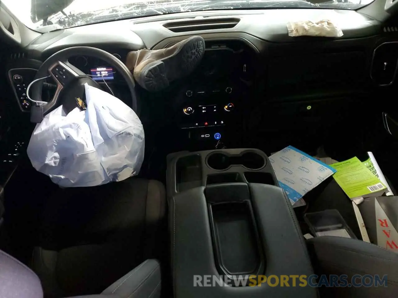 8 Photograph of a damaged car 1GCRYDED9LZ135576 CHEVROLET ALL Models 2020