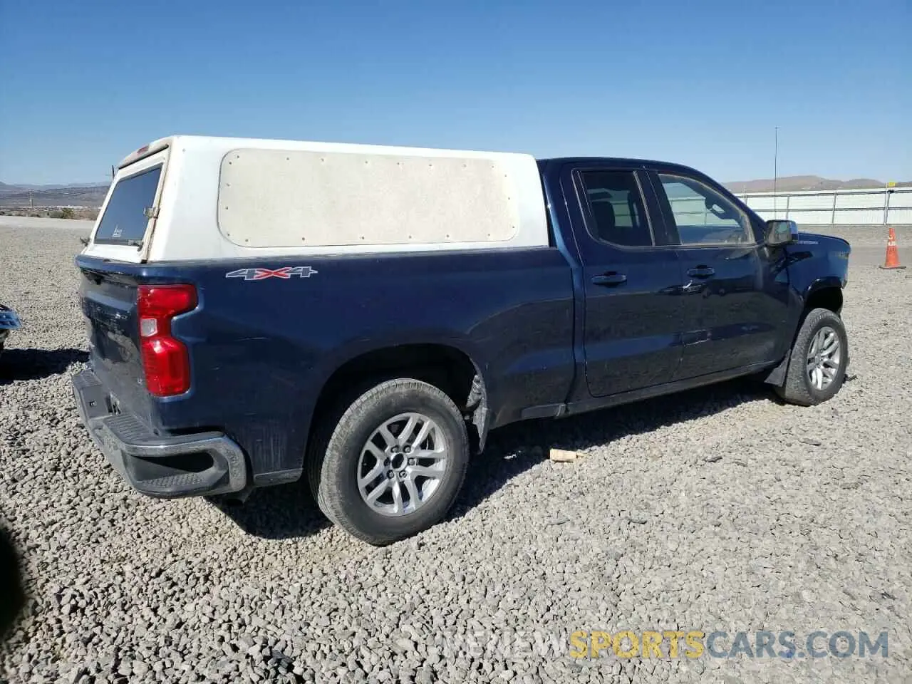 3 Фотография поврежденного автомобиля 1GCRYDED9LZ140776 CHEVROLET ALL Models 2020
