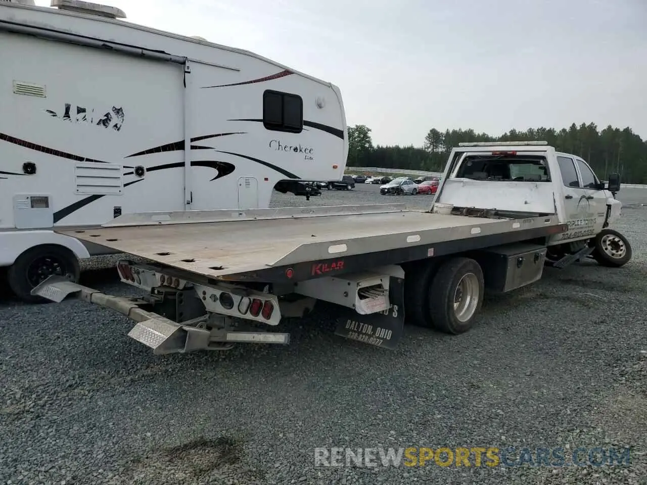 4 Photograph of a damaged car 1HTKHPVKXLH286176 CHEVROLET ALL Models 2020