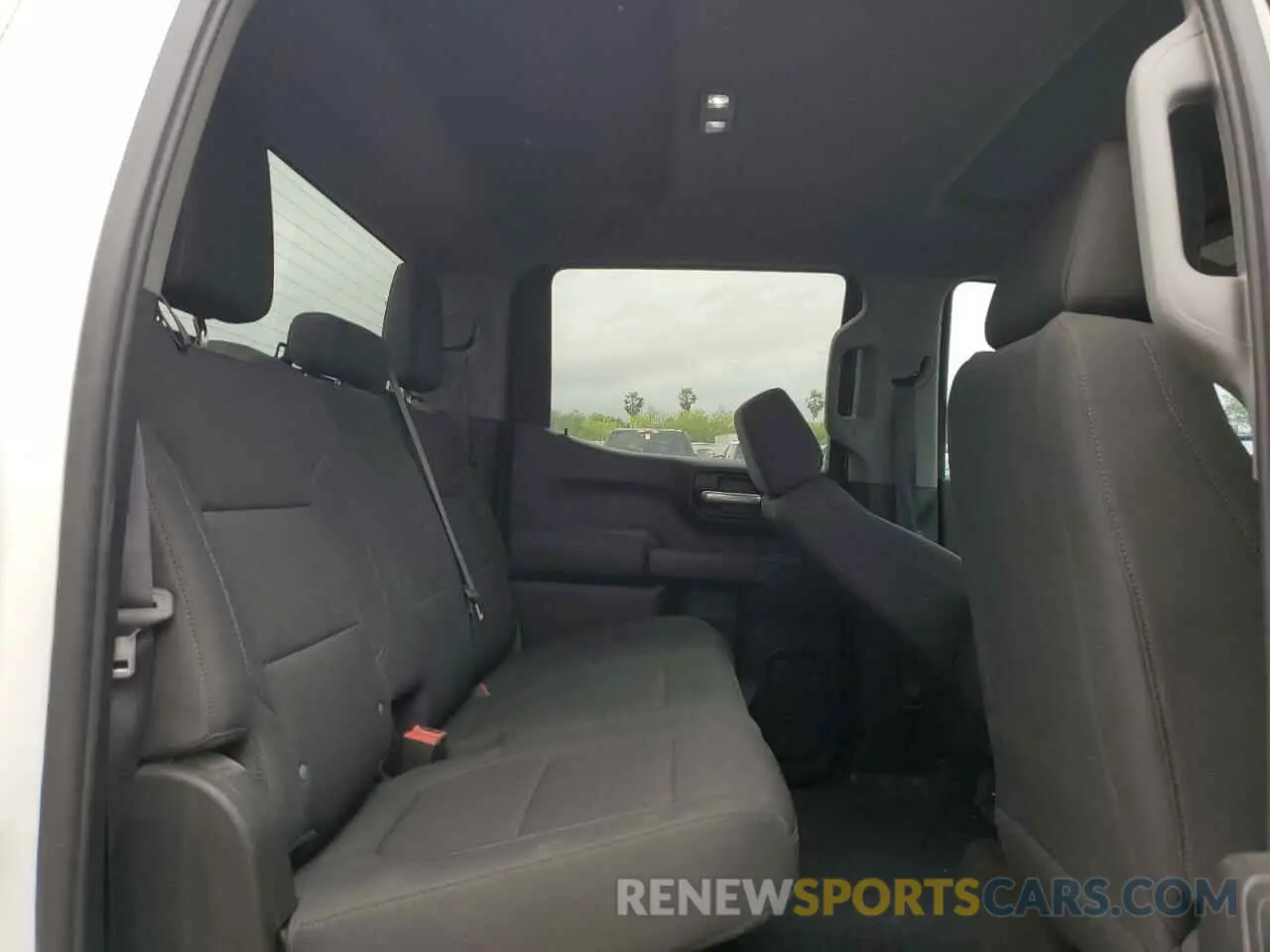 10 Фотография поврежденного автомобиля 3GCPWBEH0LG206037 CHEVROLET ALL Models 2020