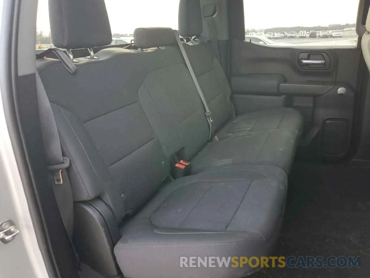 10 Фотография поврежденного автомобиля 3GCPWBEK6LG135650 CHEVROLET ALL Models 2020