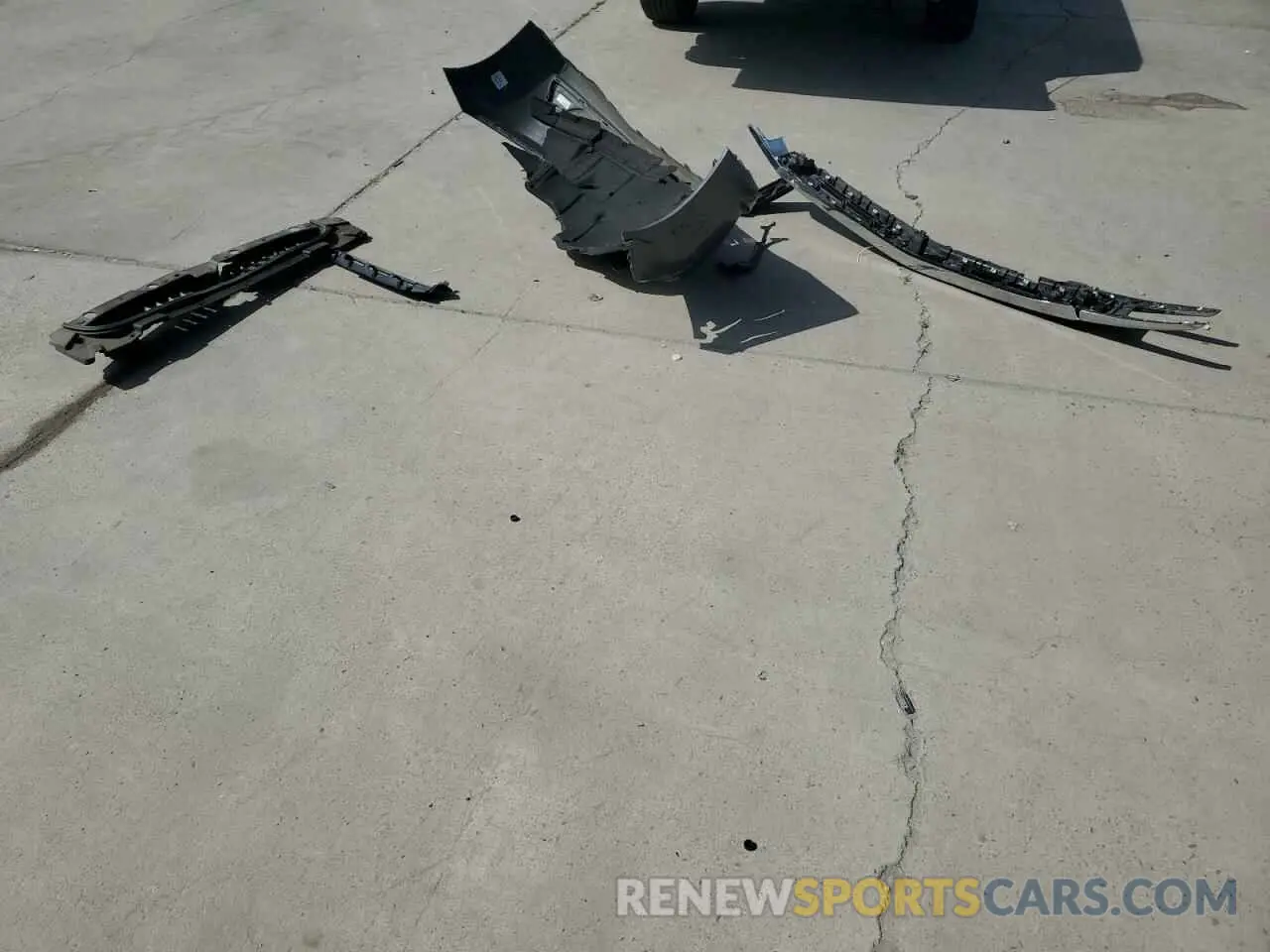 12 Photograph of a damaged car 3GCPWCET6LG235021 CHEVROLET ALL Models 2020