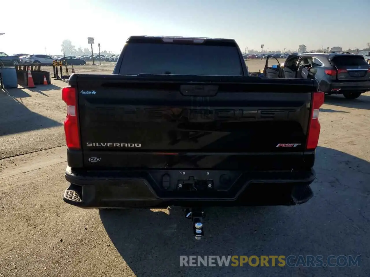 6 Photograph of a damaged car 3GCPWDED1LG224409 CHEVROLET ALL Models 2020