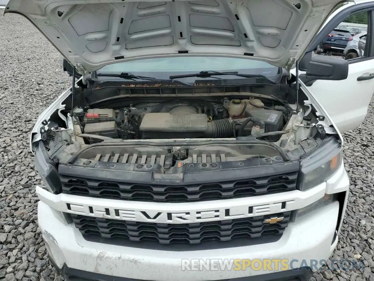 11 Photograph of a damaged car 3GCPYBEH6LG158084 CHEVROLET ALL Models 2020