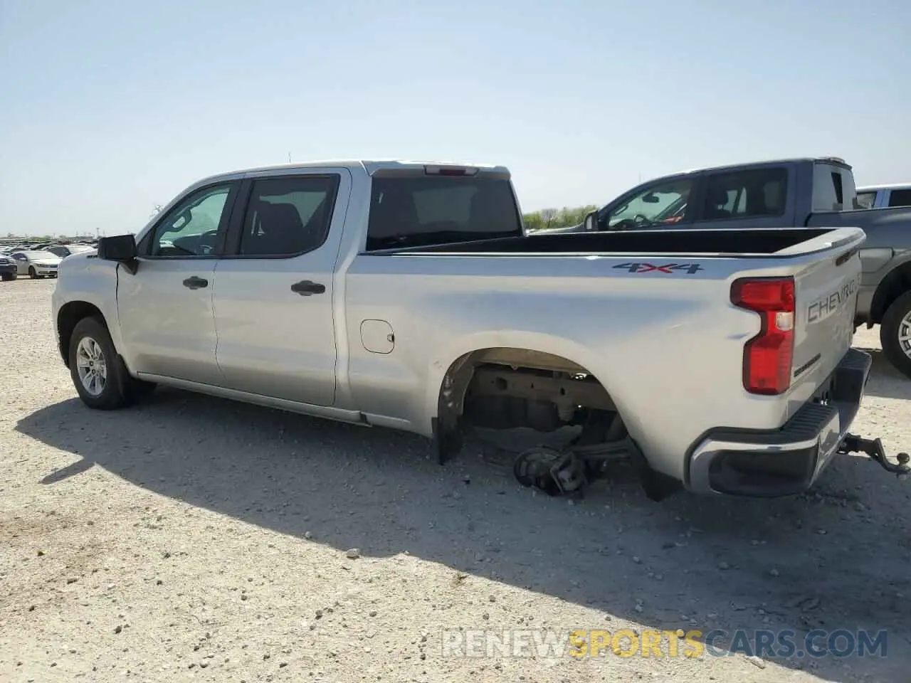 2 Фотография поврежденного автомобиля 3GCUYAEF0LG218078 CHEVROLET ALL Models 2020