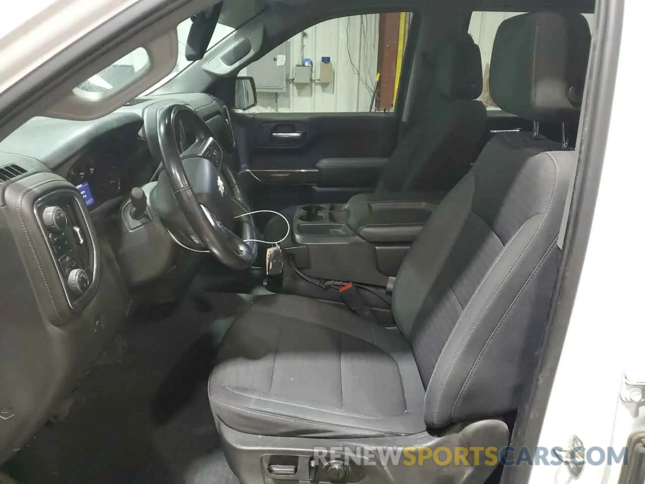 7 Photograph of a damaged car 3GCUYDED0LG227105 CHEVROLET ALL Models 2020