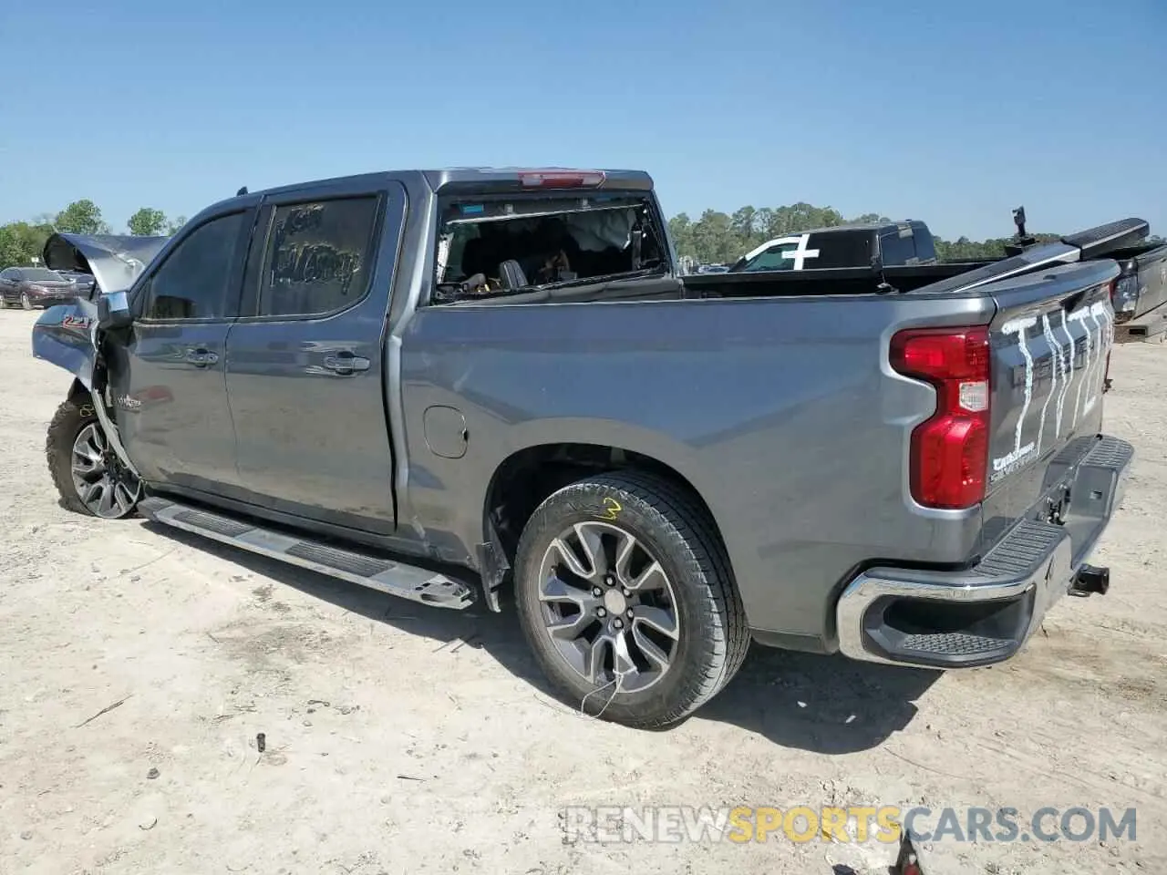 2 Фотография поврежденного автомобиля 3GCUYDED2LG112375 CHEVROLET ALL Models 2020