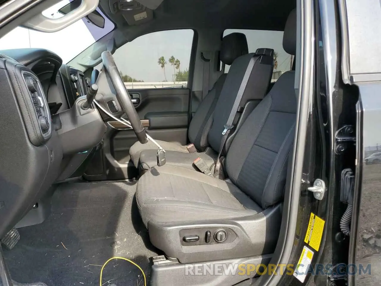 7 Photograph of a damaged car 3GCUYDED6LG233216 CHEVROLET ALL Models 2020