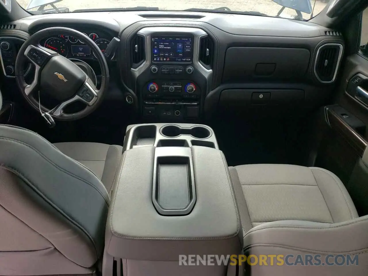 8 Фотография поврежденного автомобиля 3GCUYDET0LG452275 CHEVROLET ALL Models 2020
