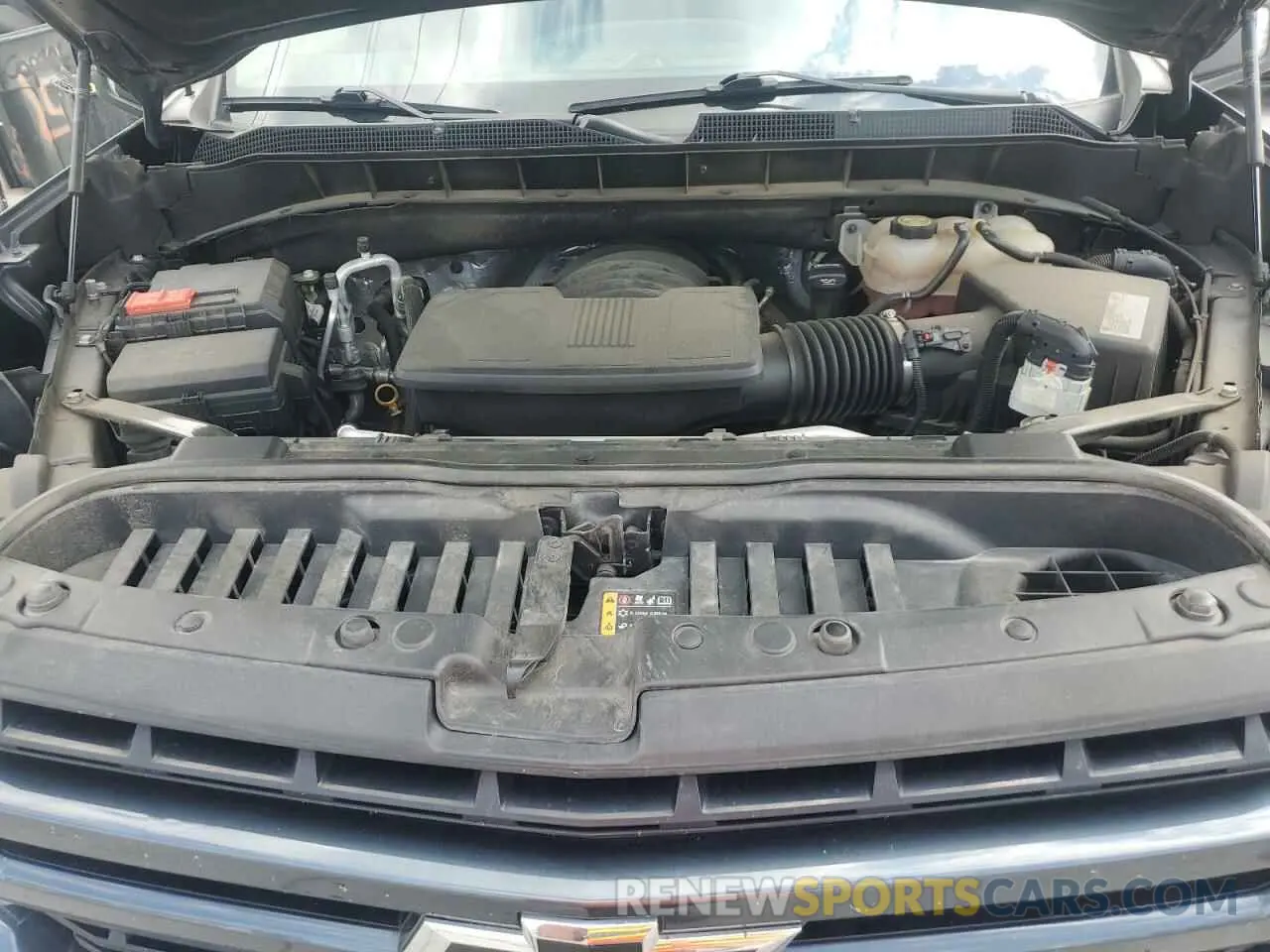 11 Photograph of a damaged car 3GCUYEED6LG404195 CHEVROLET ALL Models 2020