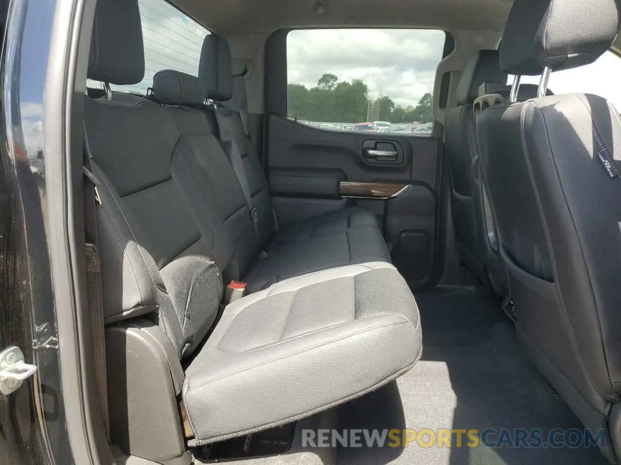 10 Фотография поврежденного автомобиля 3GCUYEETXLG357650 CHEVROLET ALL Models 2020