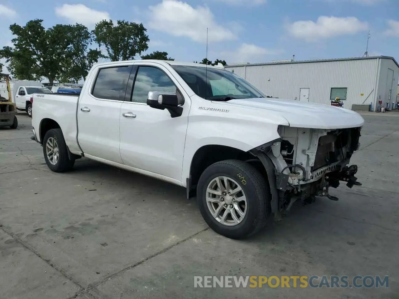 4 Photograph of a damaged car 3GCUYGED0LG300569 CHEVROLET ALL Models 2020