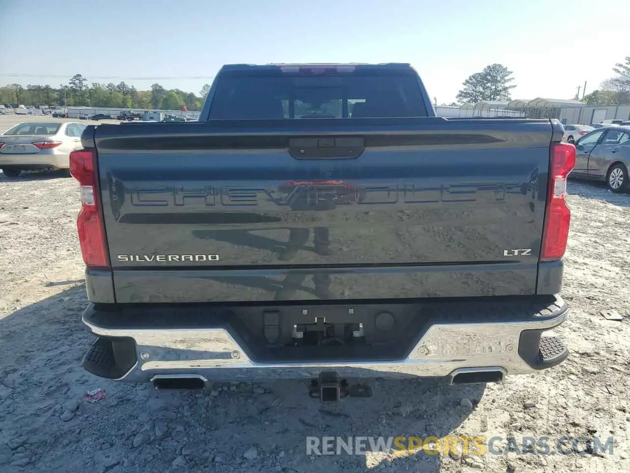 6 Photograph of a damaged car 3GCUYGED7LG423981 CHEVROLET ALL Models 2020