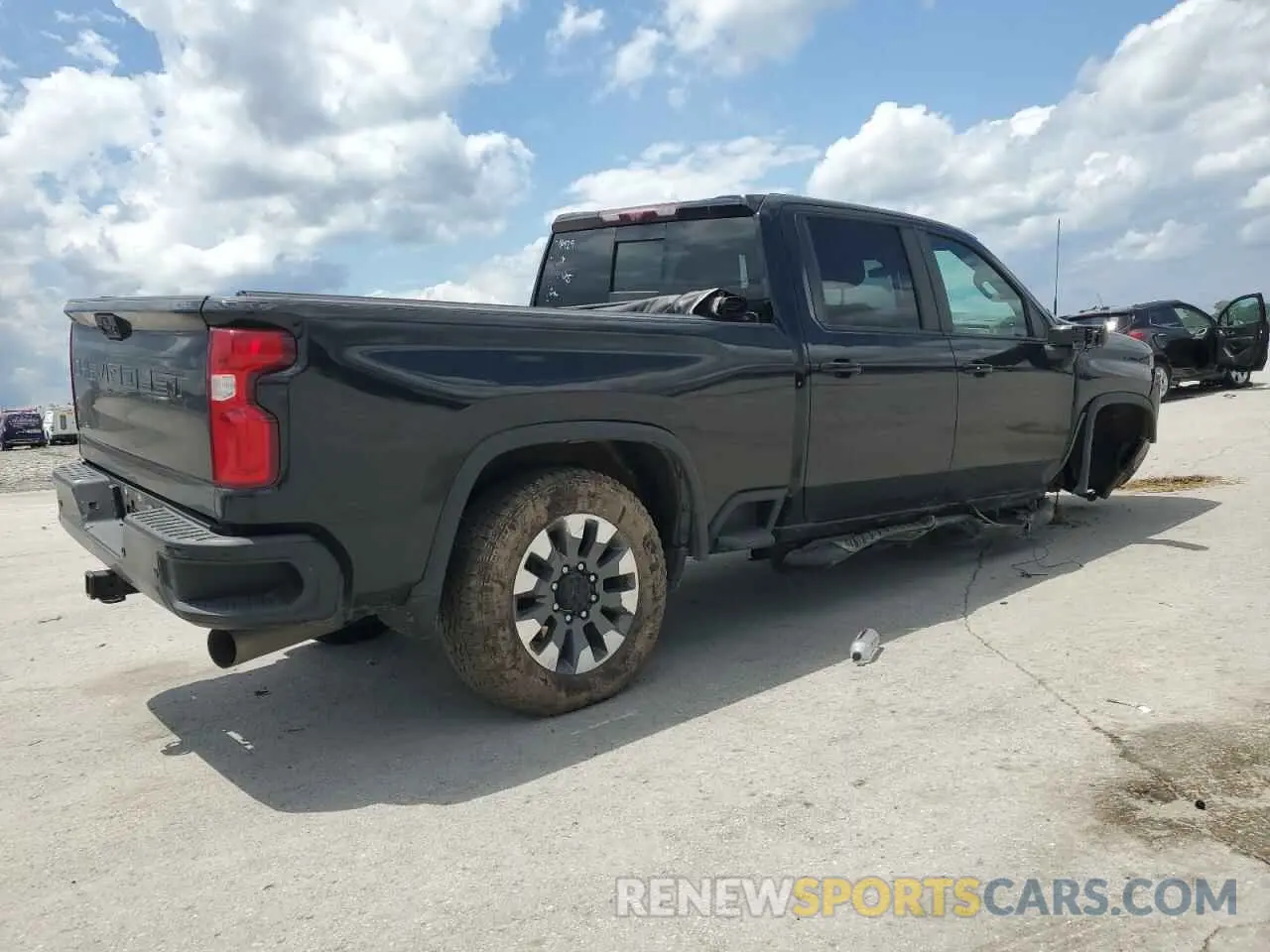 3 Фотография поврежденного автомобиля 1GC4YPEY5MF151422 CHEVROLET ALL Models 2021