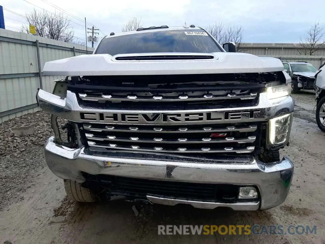 5 Photograph of a damaged car 1GC4YPEY9MF286502 CHEVROLET ALL Models 2021