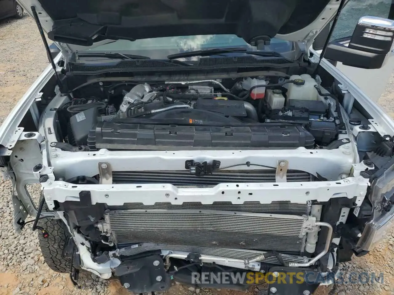 11 Photograph of a damaged car 1GC4YPEYXMF304487 CHEVROLET ALL Models 2021