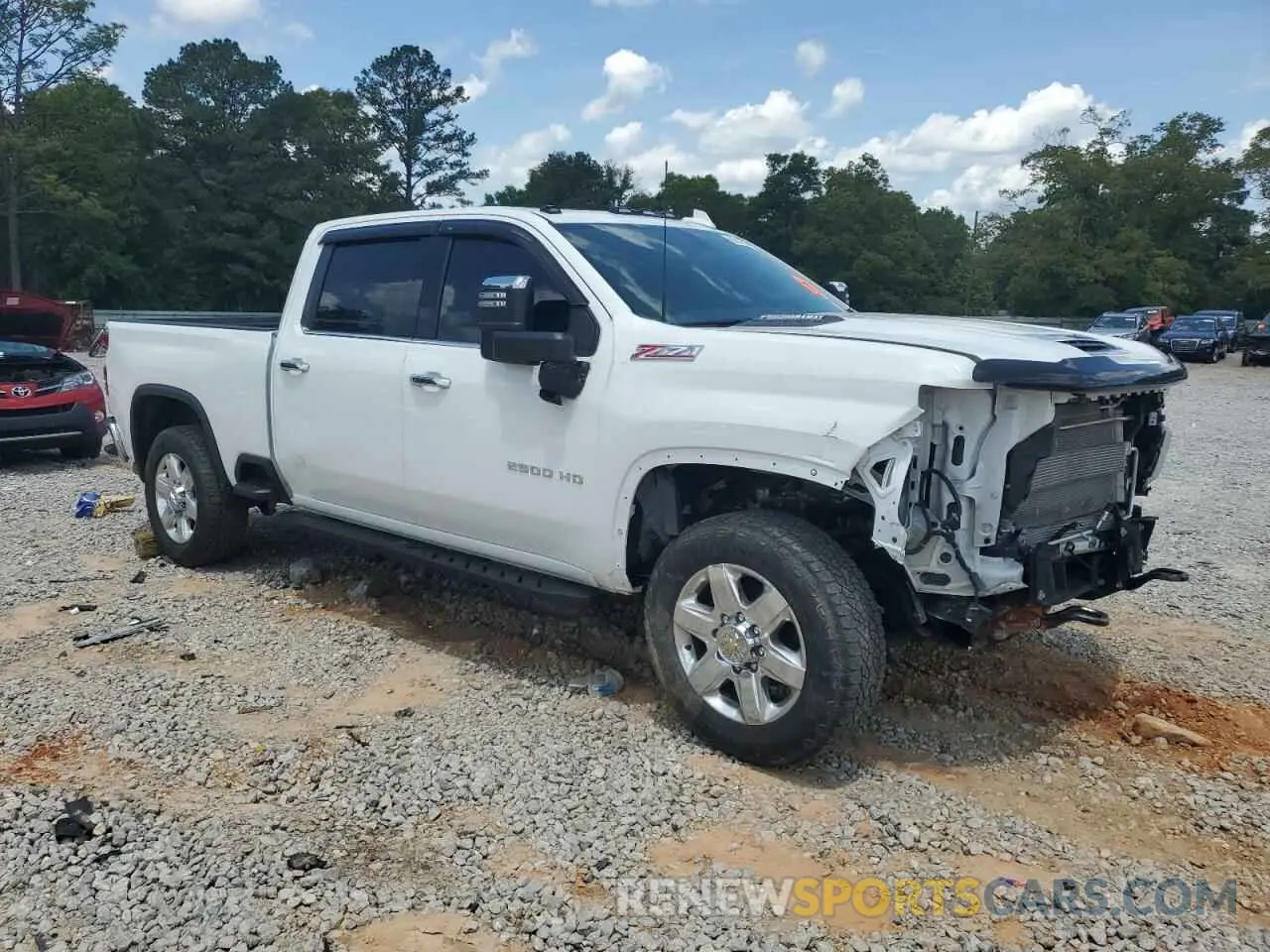4 Photograph of a damaged car 1GC4YPEYXMF304487 CHEVROLET ALL Models 2021