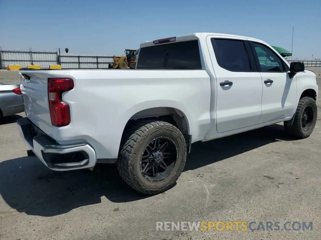 3 Фотография поврежденного автомобиля 1GCPWAEFXMZ372589 CHEVROLET ALL Models 2021