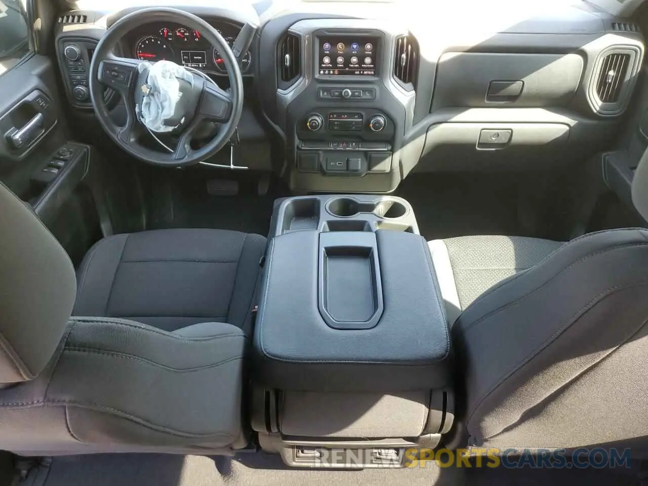 8 Фотография поврежденного автомобиля 1GCPYBEH3MZ149229 CHEVROLET ALL Models 2021