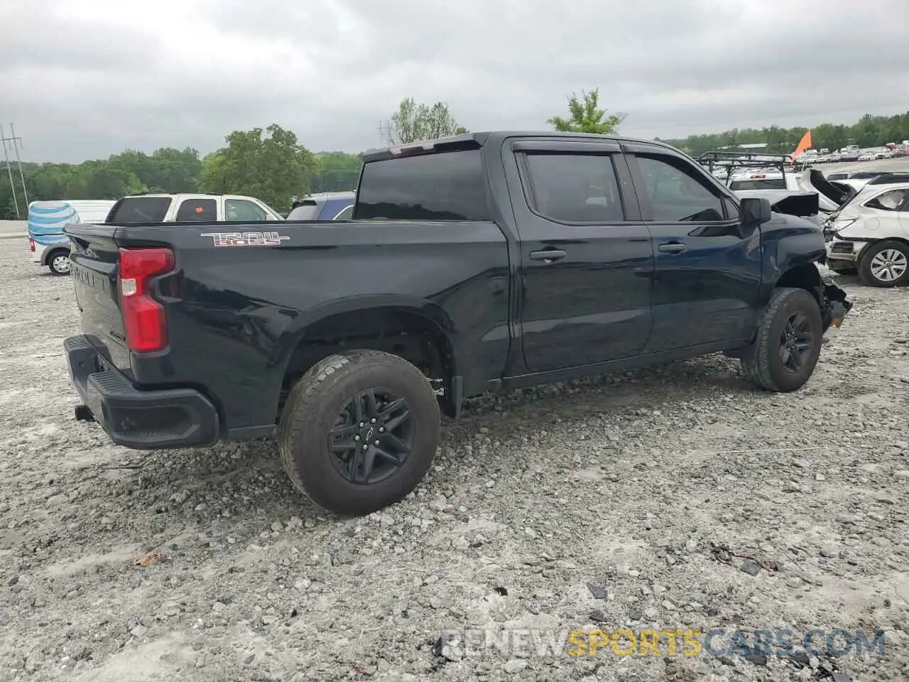 3 Photograph of a damaged car 1GCPYCEF4MZ154640 CHEVROLET ALL Models 2021