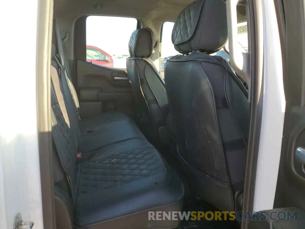10 Фотография поврежденного автомобиля 1GCRYAEF2MZ144038 CHEVROLET ALL Models 2021