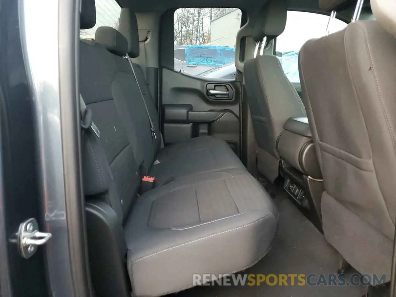 10 Фотография поврежденного автомобиля 1GCRYDED4MZ249972 CHEVROLET ALL Models 2021
