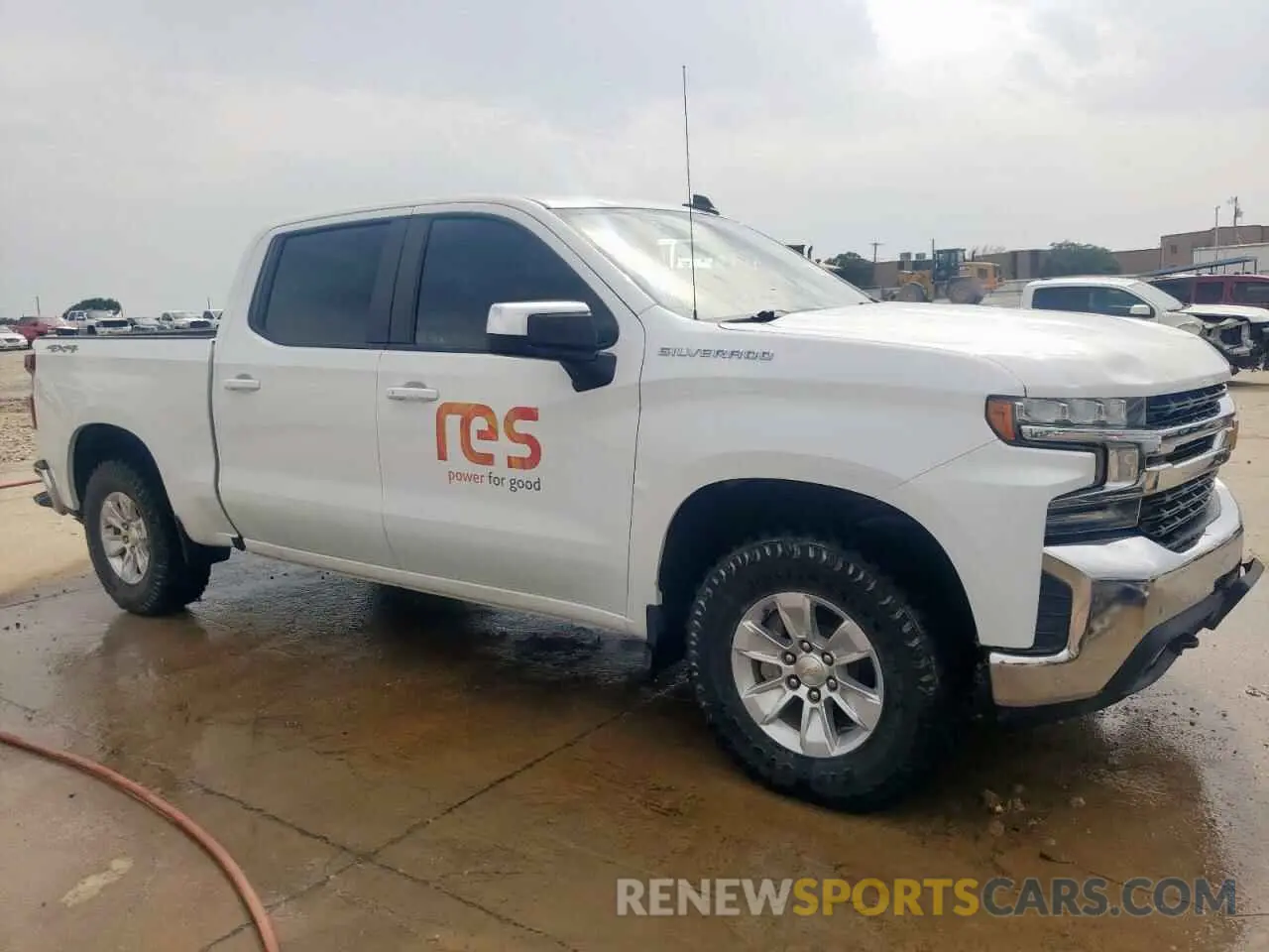 4 Фотография поврежденного автомобиля 1GCUYDED1MZ338280 CHEVROLET ALL Models 2021