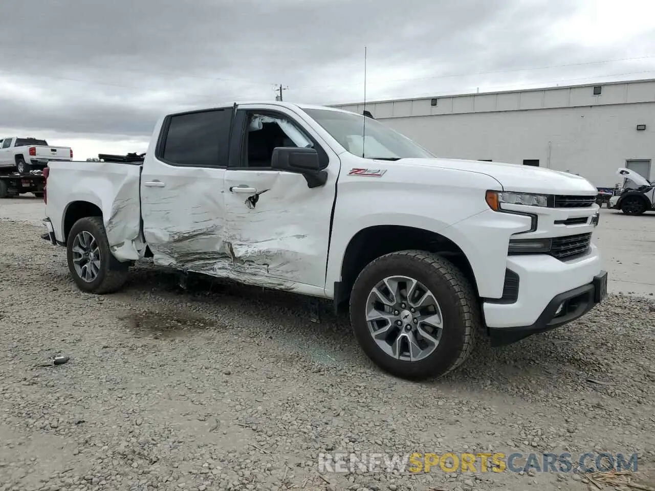 4 Фотография поврежденного автомобиля 1GCUYEED9MZ360758 CHEVROLET ALL Models 2021