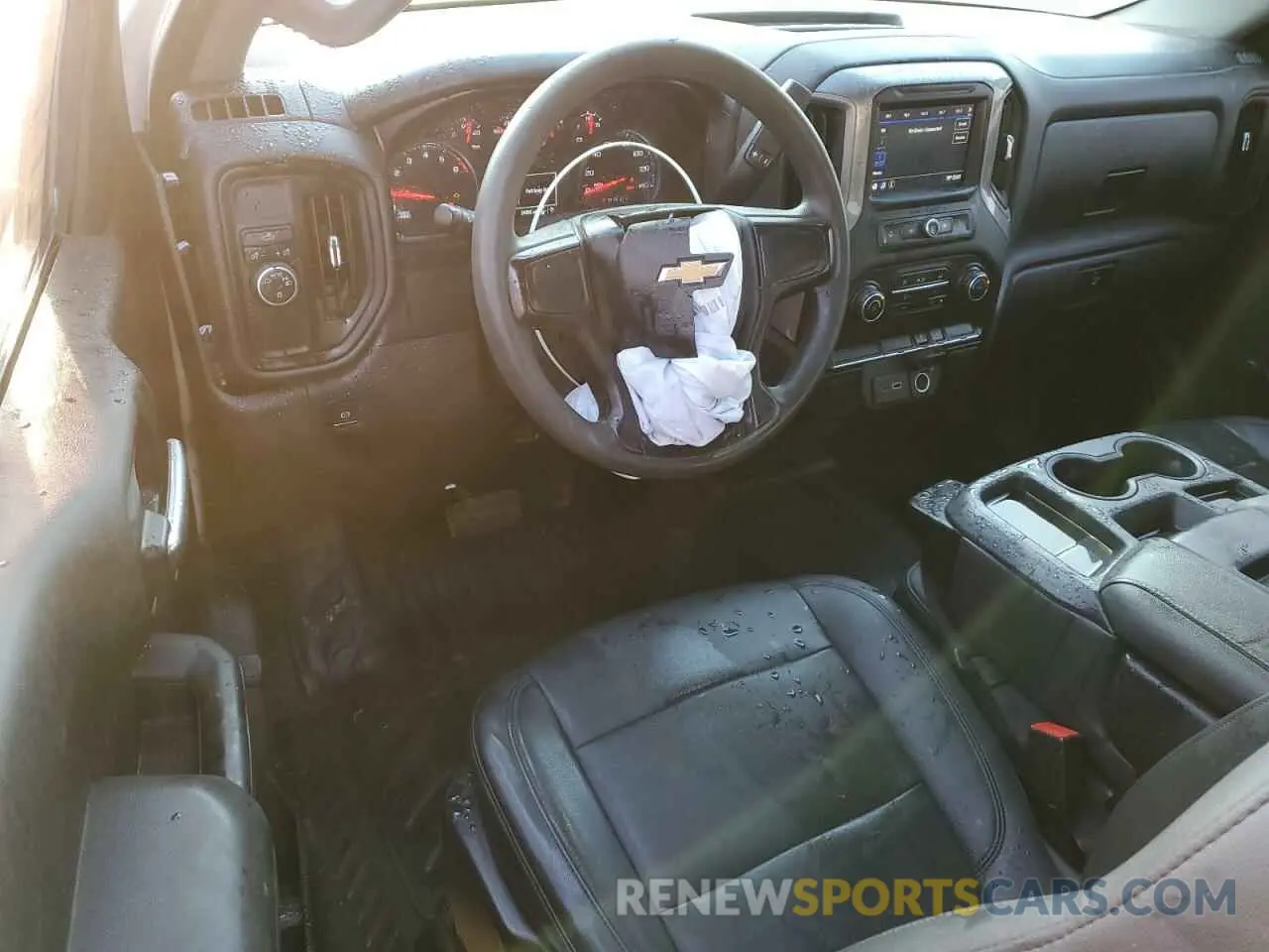 8 Фотография поврежденного автомобиля 3GCNWAEF1MG102951 CHEVROLET ALL Models 2021