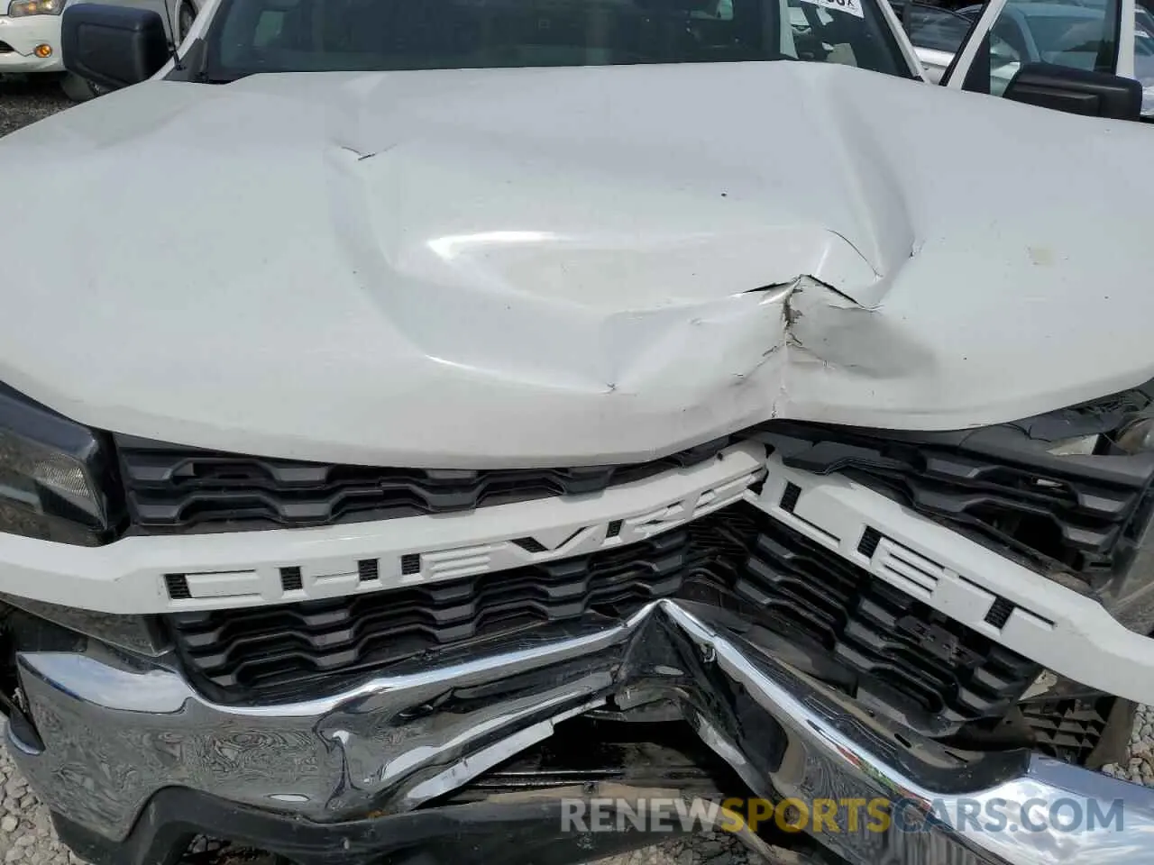 11 Photograph of a damaged car 3GCNWAEF2MG317013 CHEVROLET ALL Models 2021