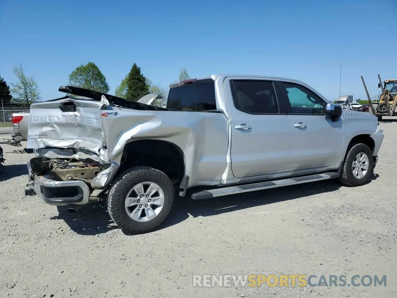 3 Photograph of a damaged car 3GCPYDEK4MG423531 CHEVROLET ALL Models 2021