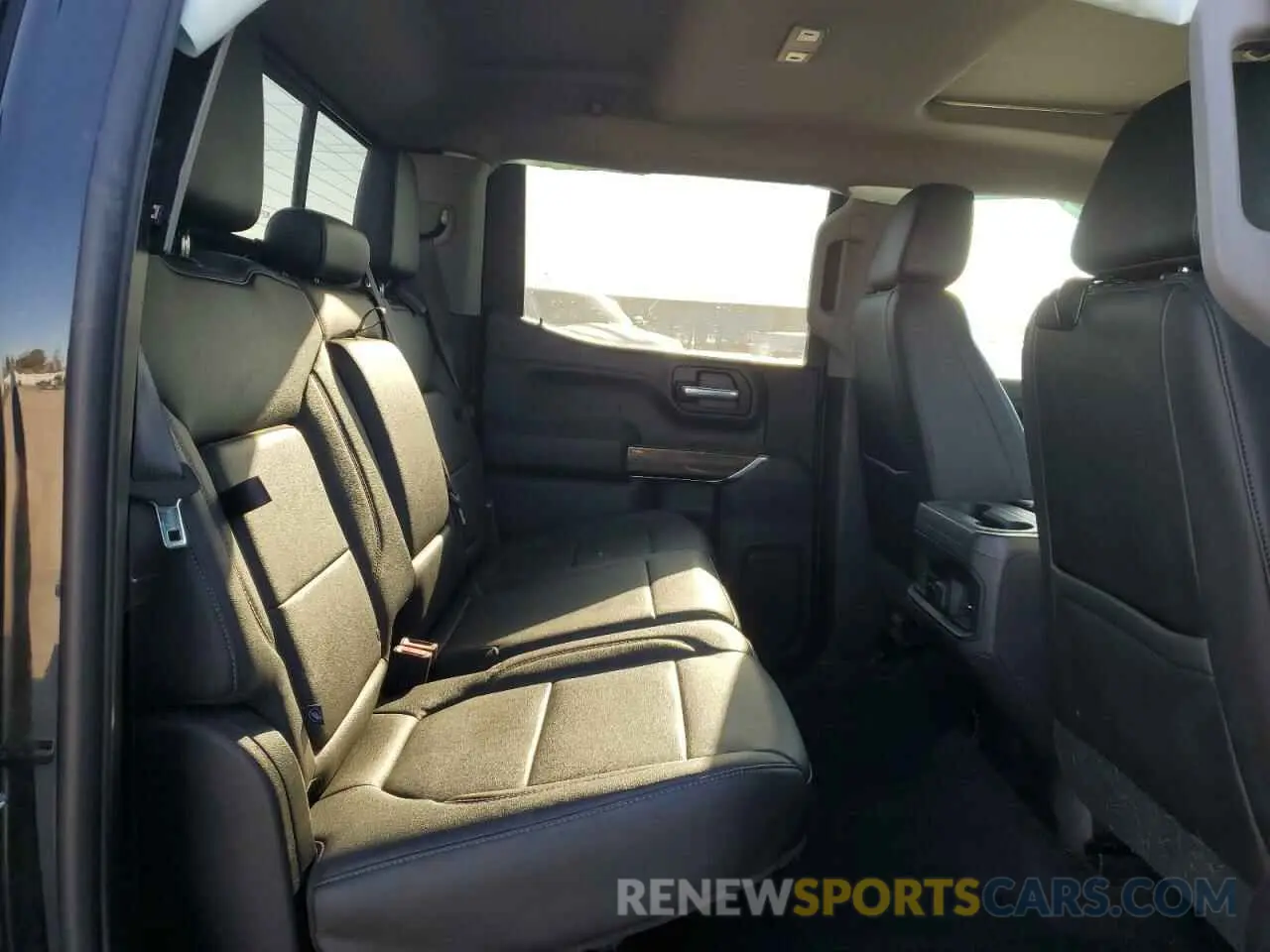 10 Фотография поврежденного автомобиля 3GCPYFEL2MG108277 CHEVROLET ALL Models 2021