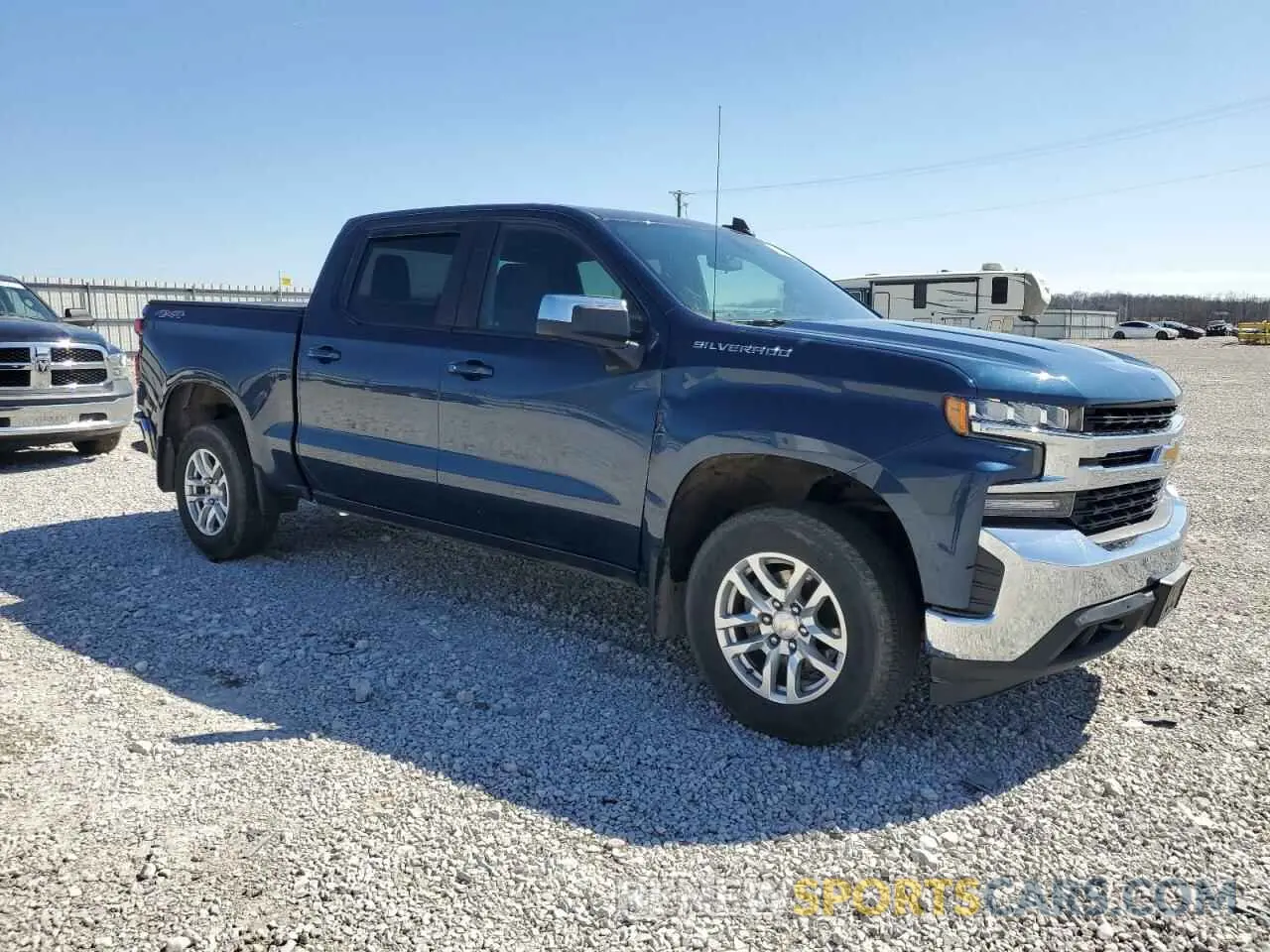 4 Фотография поврежденного автомобиля 3GCPYJEK7MG323728 CHEVROLET ALL Models 2021