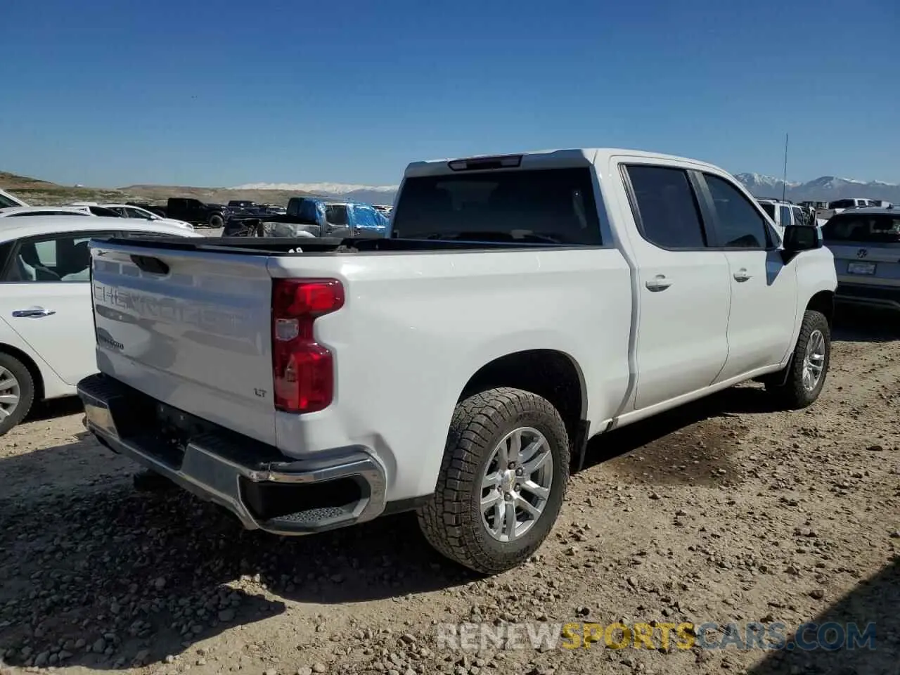 3 Фотография поврежденного автомобиля 3GCUYDED2MG294533 CHEVROLET ALL Models 2021