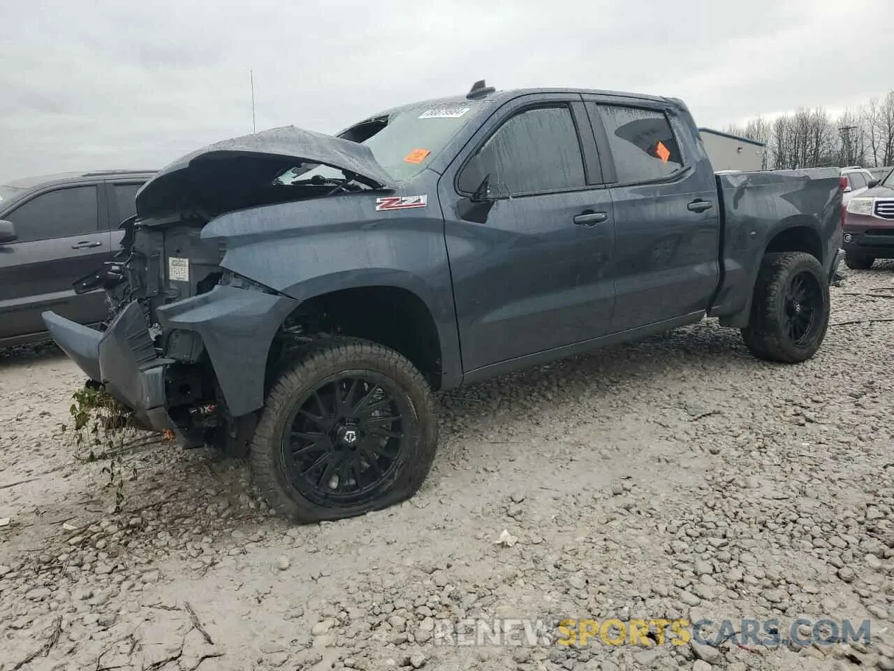 1 Фотография поврежденного автомобиля 3GCUYEED4MG118640 CHEVROLET ALL Models 2021